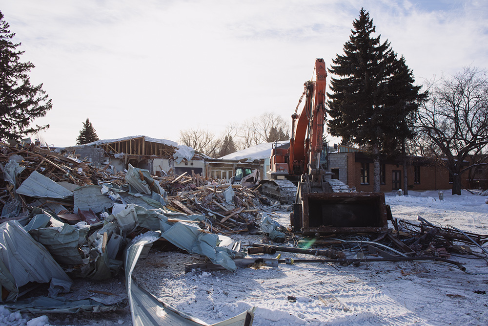 2G9A4658 building demolition